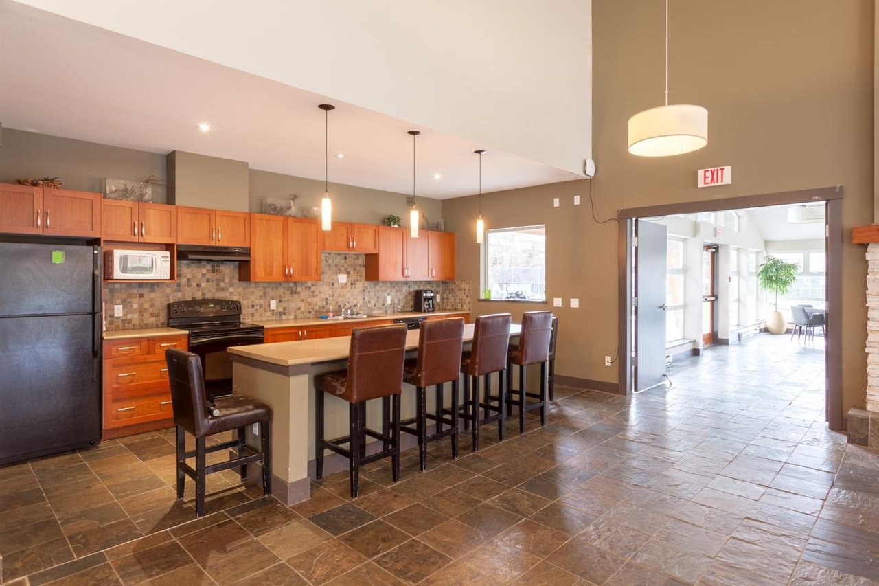 301-701 Klahanie Drive, Port Moody