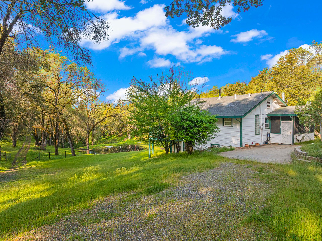 3361 Cedar Creek Rd
