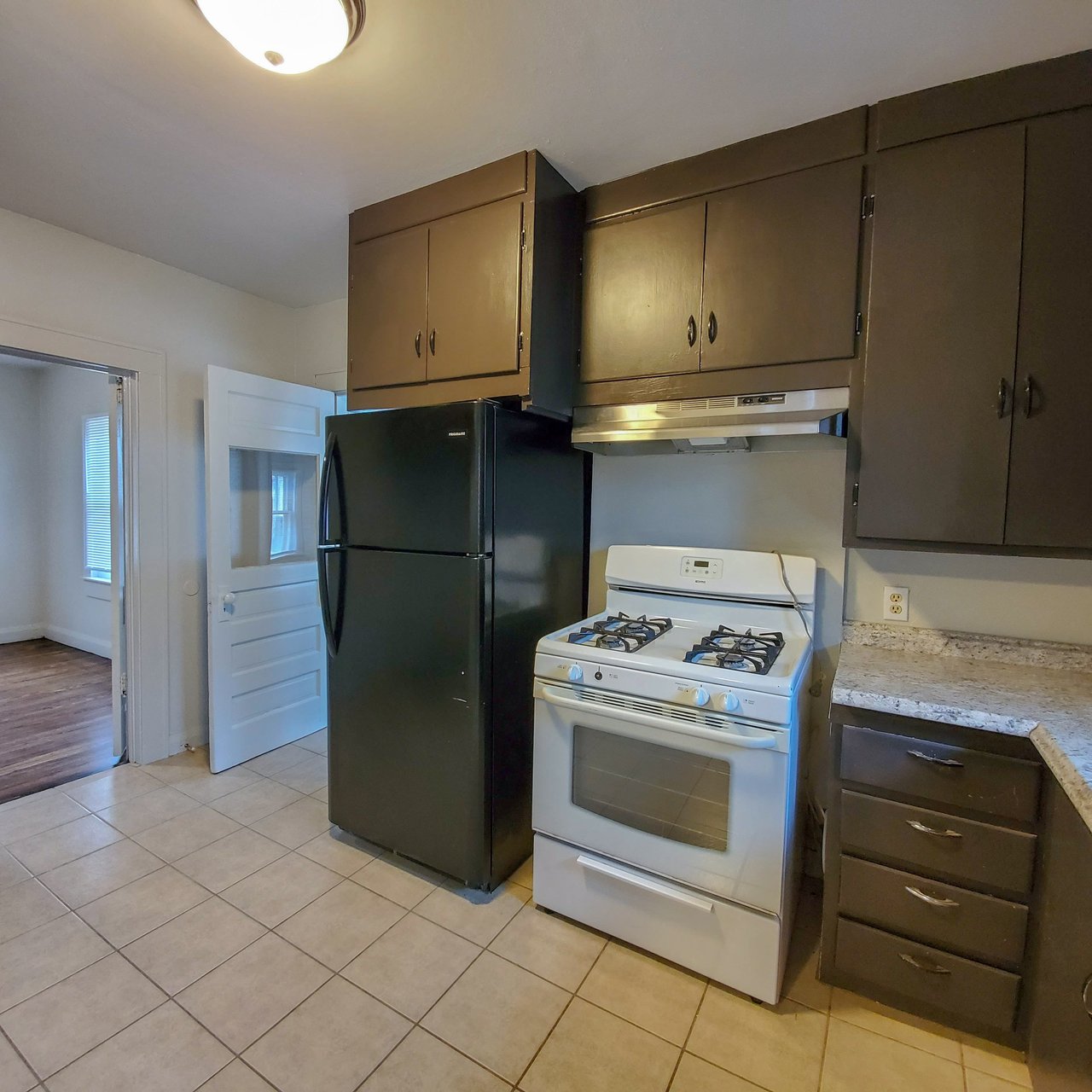 632 W Dewey 