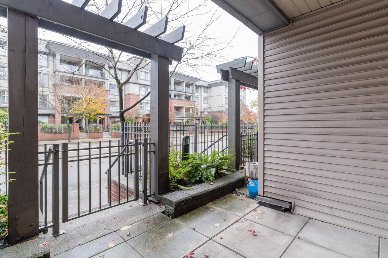111-2330 Wilson Ave