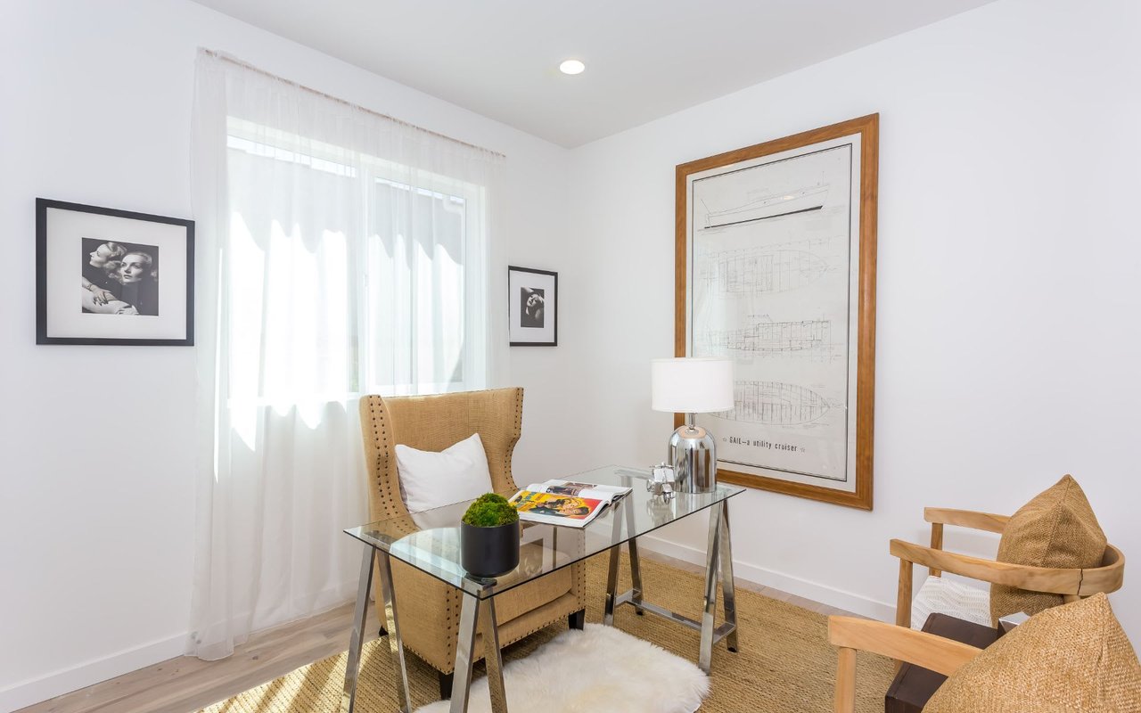 4404 GRAND VIEW