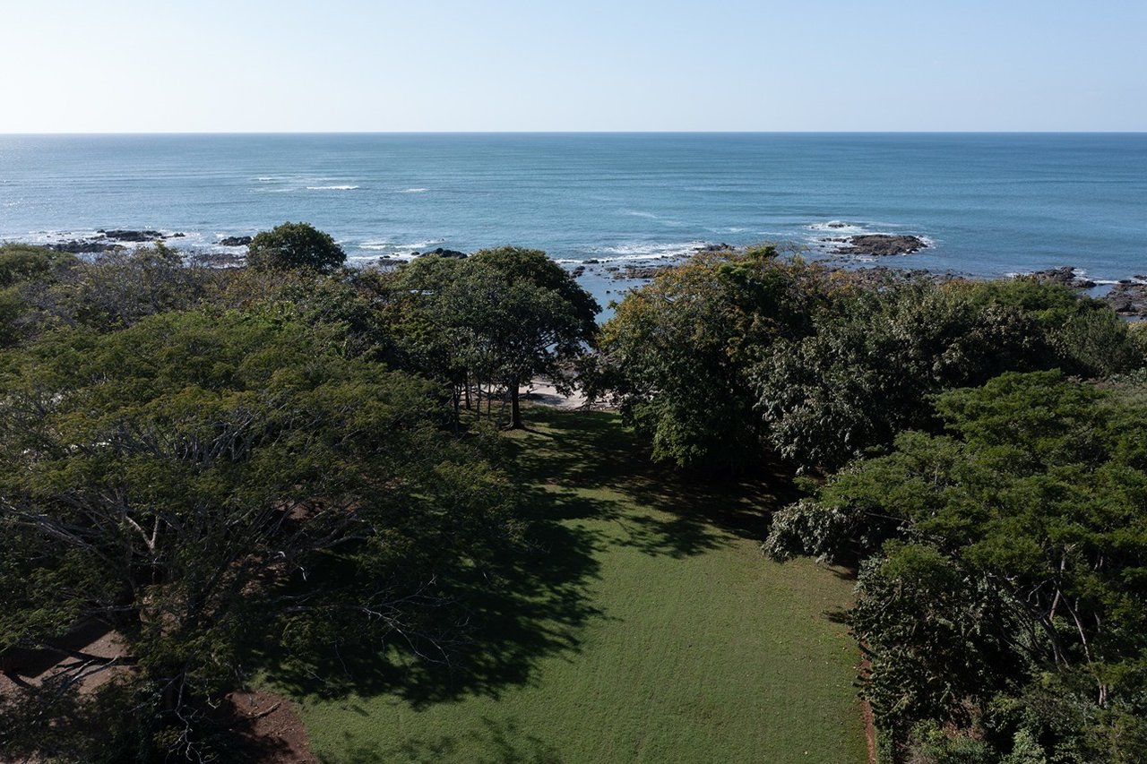 Titled Beachfront Lot, Hacienda Pinilla, Guanacaste