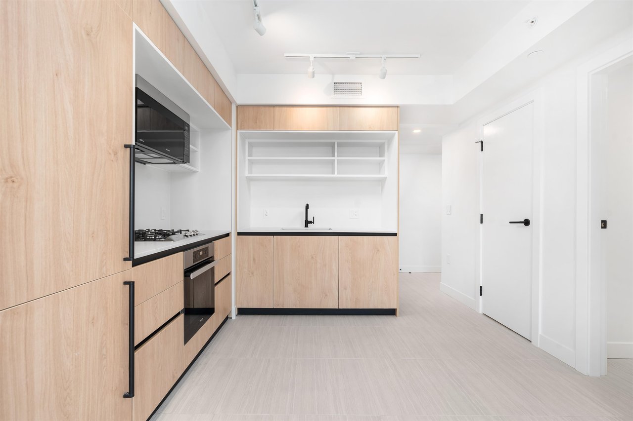 206-5058 Joyce St