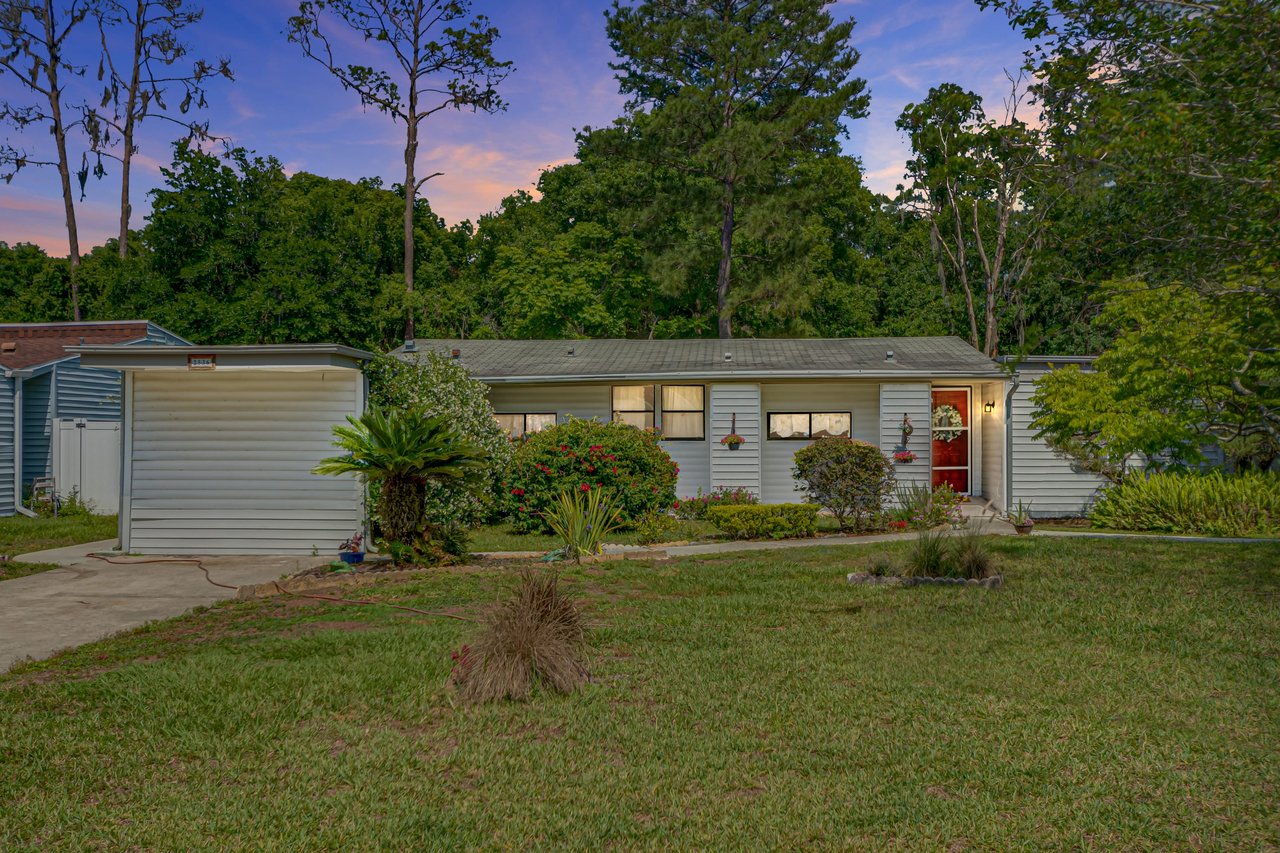 2536 MARTHA  LANE