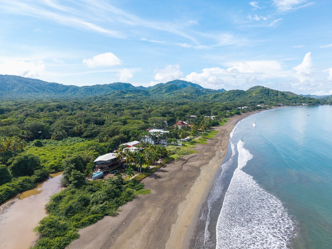 Beachfront Luxury Ocean View Home, Flamingo, Guanacaste