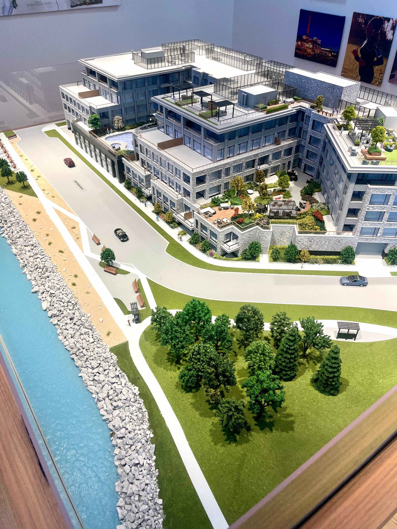 NEW DEVELOPMENT: WATERFRONT COMMUNITY IN WESTCHESTER COUNTY