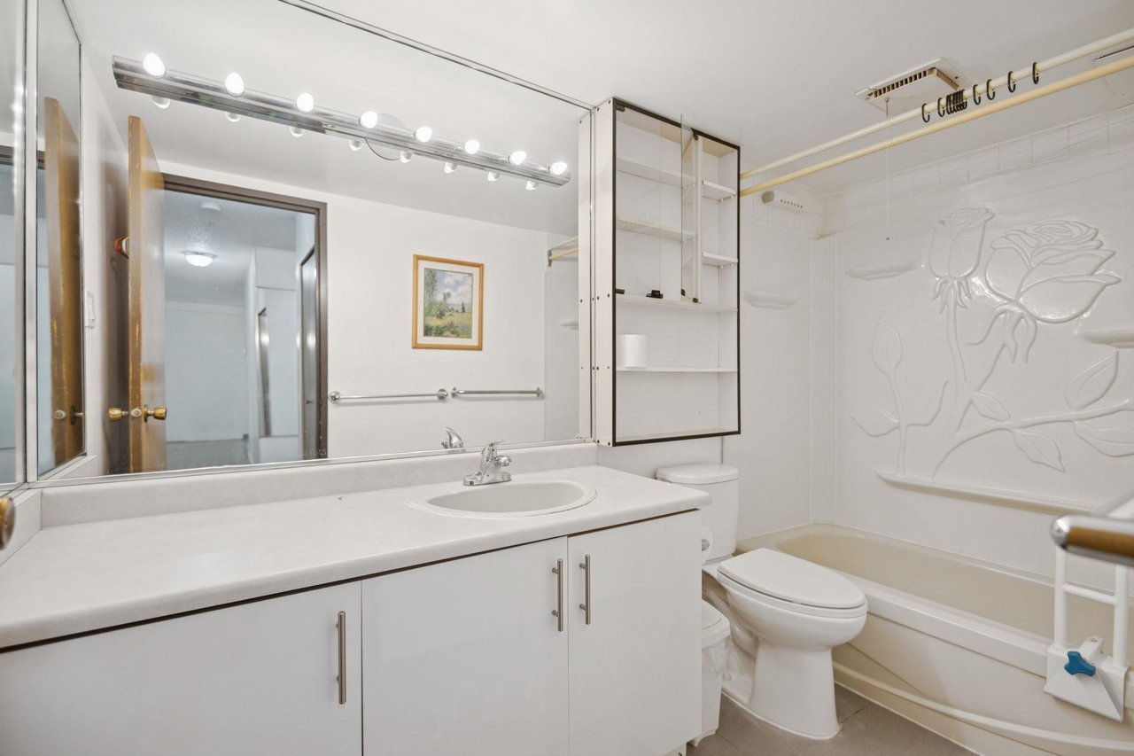 134-8411 Ackroyd Rd