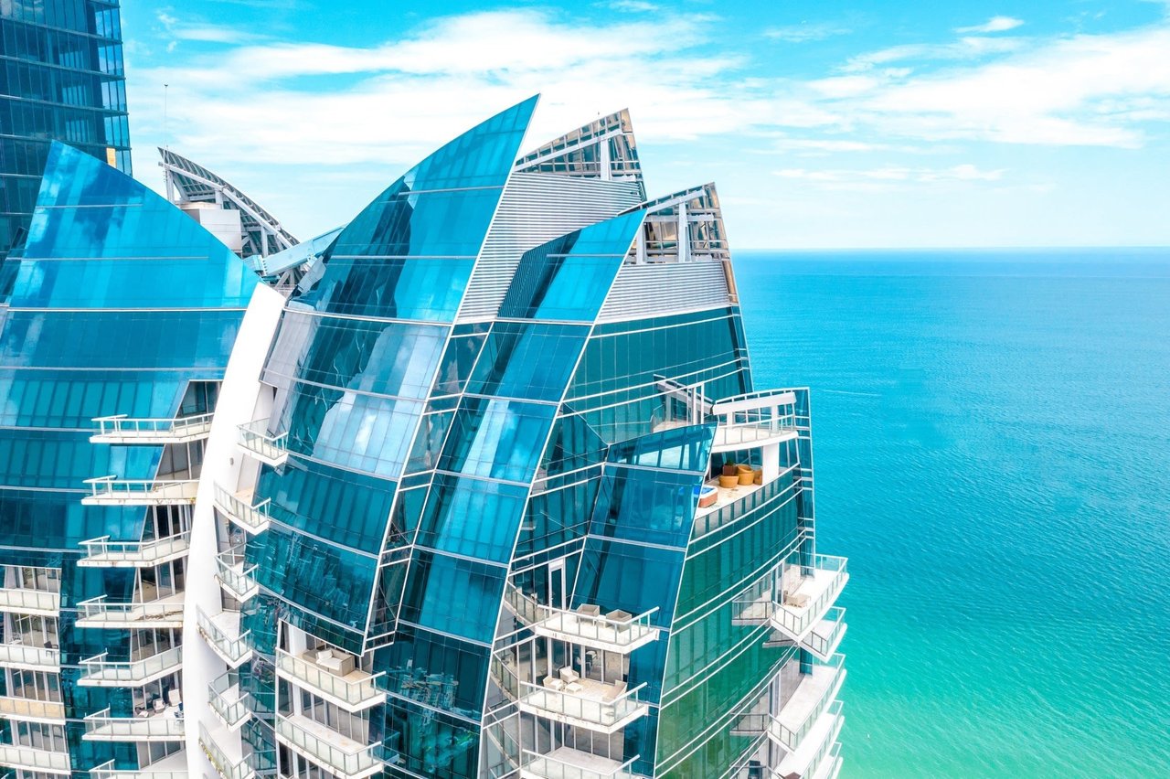Jade Ocean Sunny Isles: Luxury Living with Spectacular Ocean Views