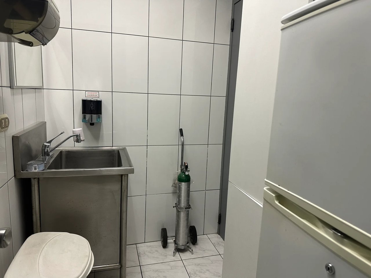 Dual Income Commercial Building, Escazu, San Jose