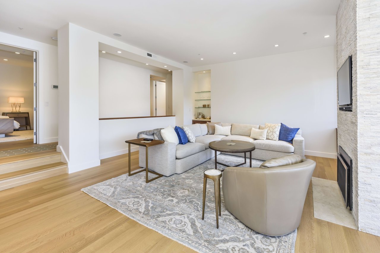 Impeccable Waterfront Lagoon Condominium- Represented Seller