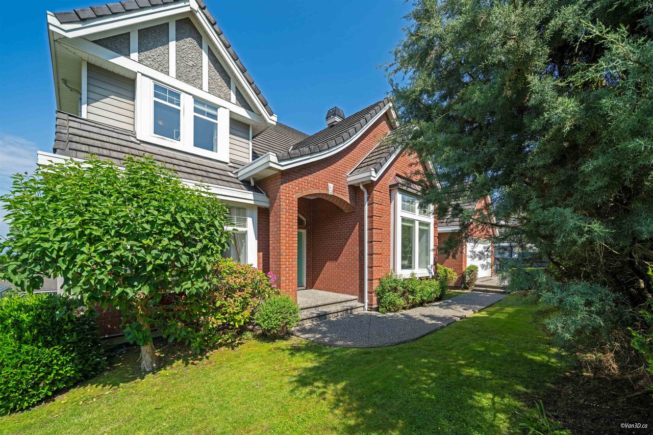 16495 111 Ave
