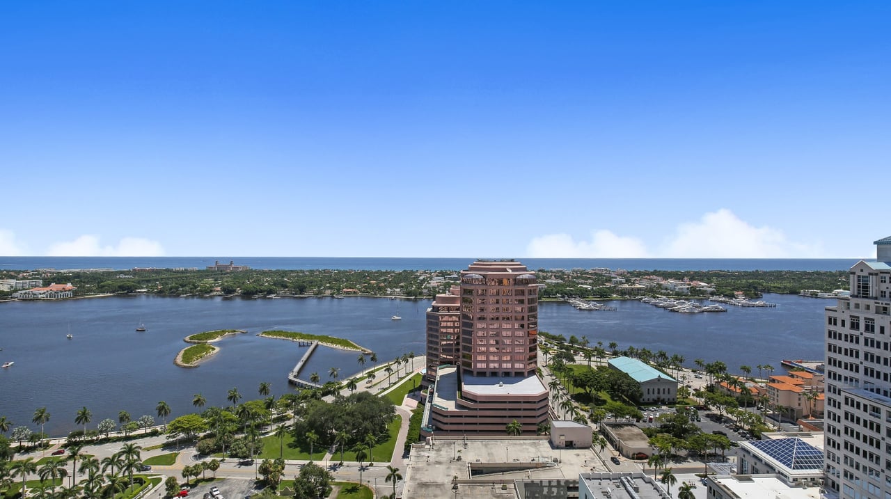 701 S Olive Ave, #1101