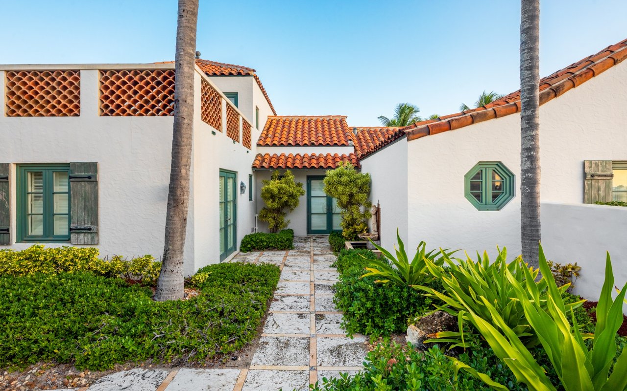 2817 N Ocean Blvd