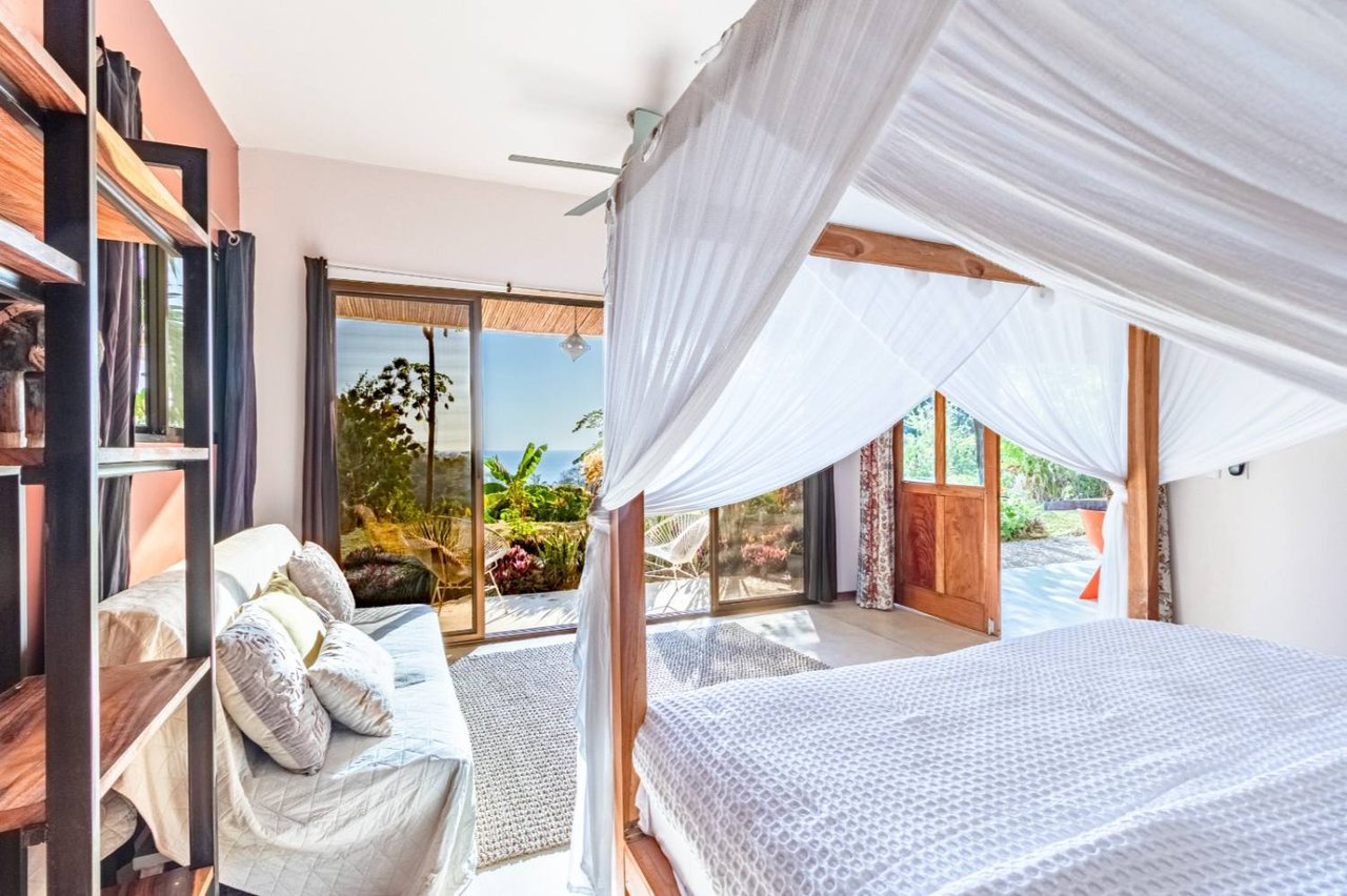 Recording Studio Estate Guest House, Santa Teresa, Puntarenas