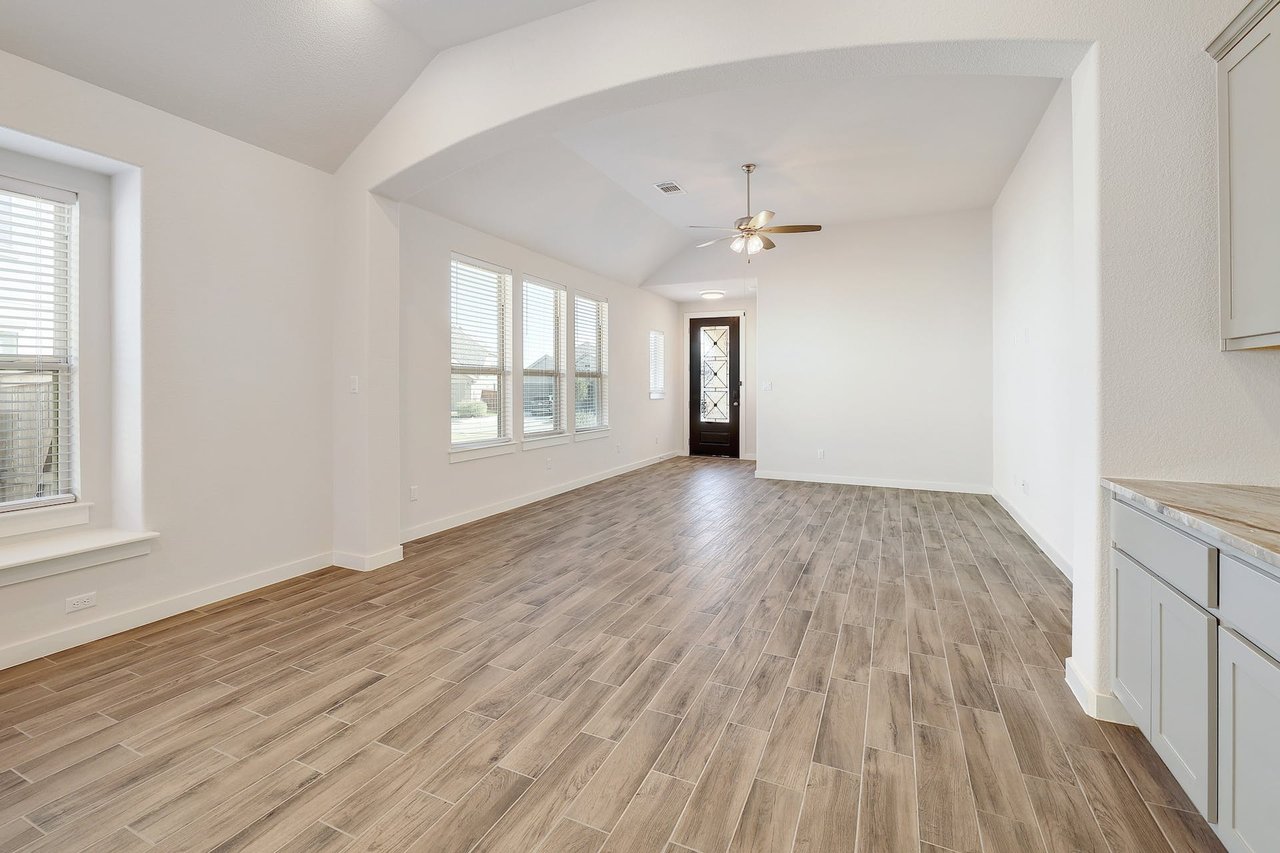 117 Rosebush Dr, Liberty Hill, Texas 78642
