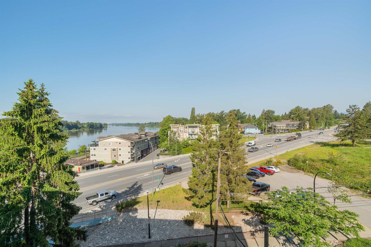 401-11566 224 Street, Maple Ridge