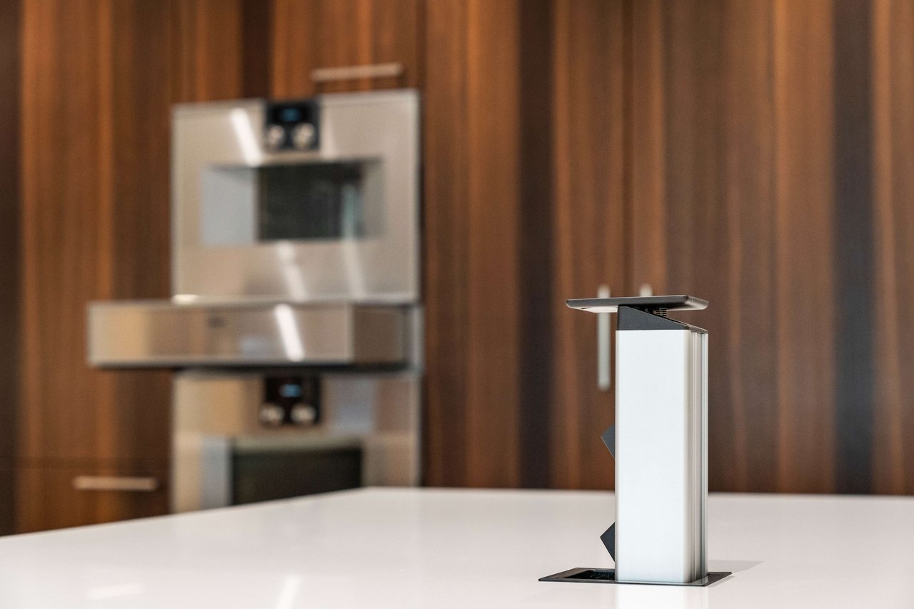 905 Juniper Street NE Unit: 310