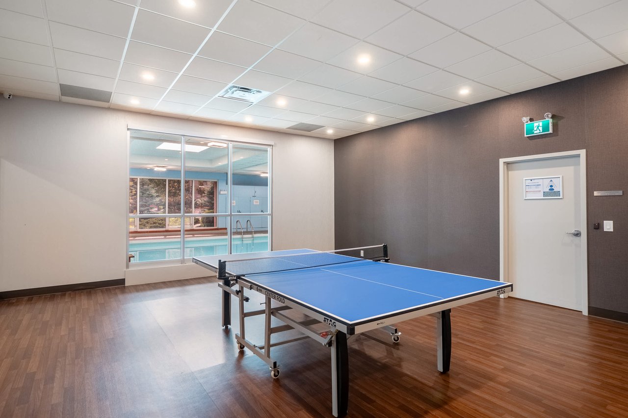 820 Burnhamthorpe Road #702