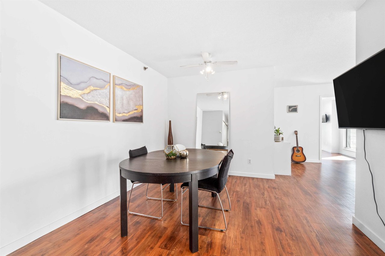 305-3061 E Kent Ave N Ave