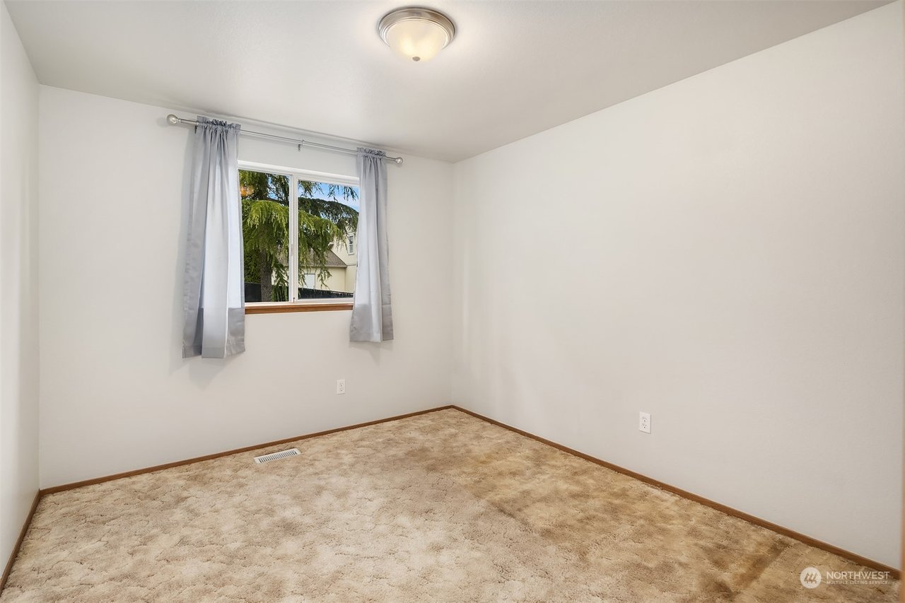 19104 11th Ave Ct