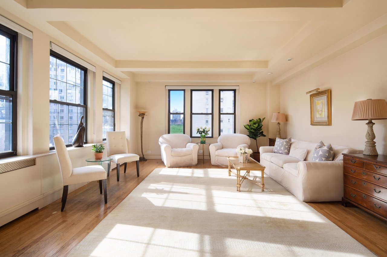 23 East 74th Street