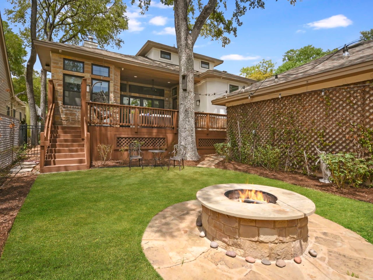 2212 Mountain View Rd