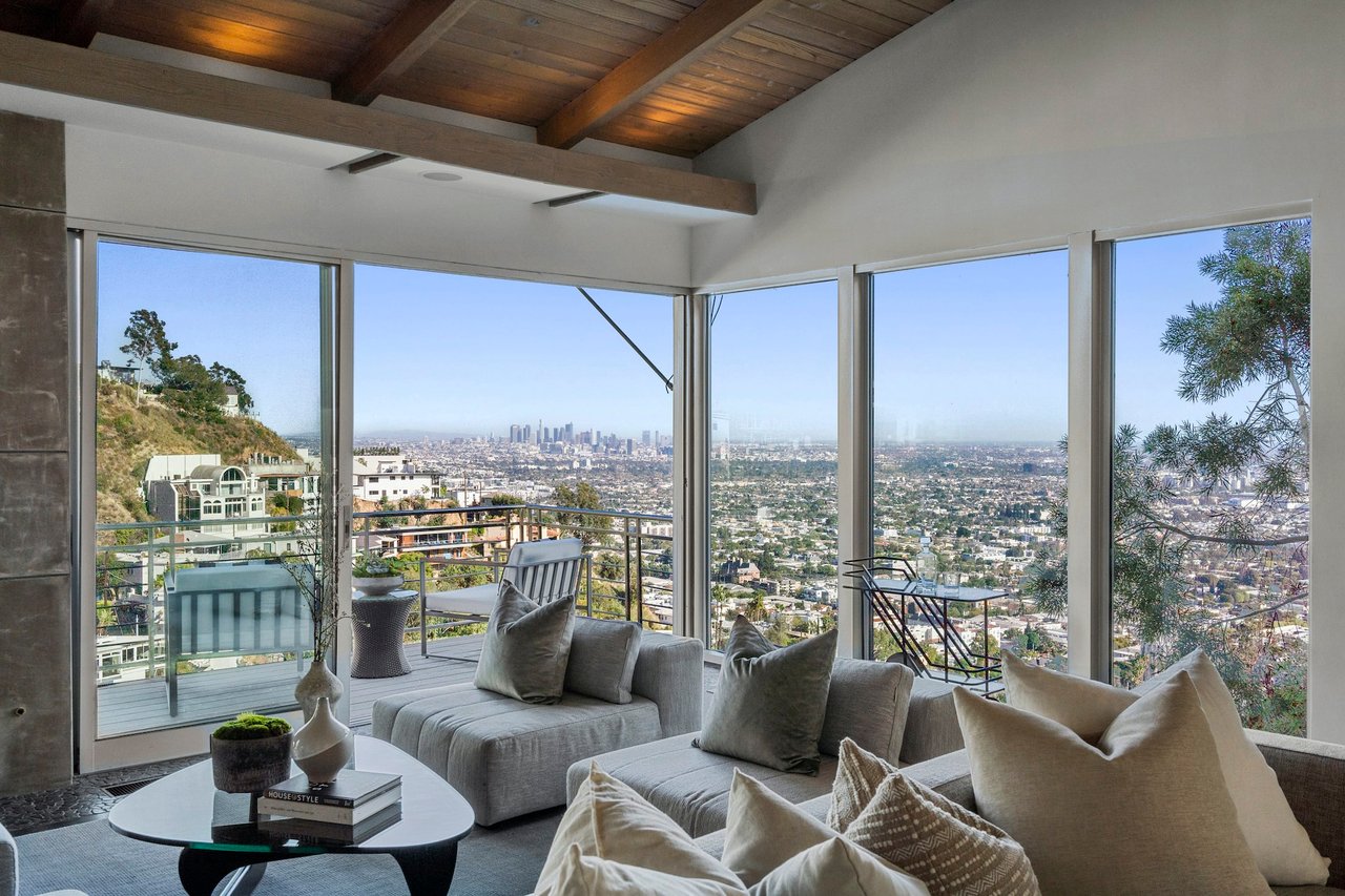 Sunset Strip Architectural with Jetliner Views