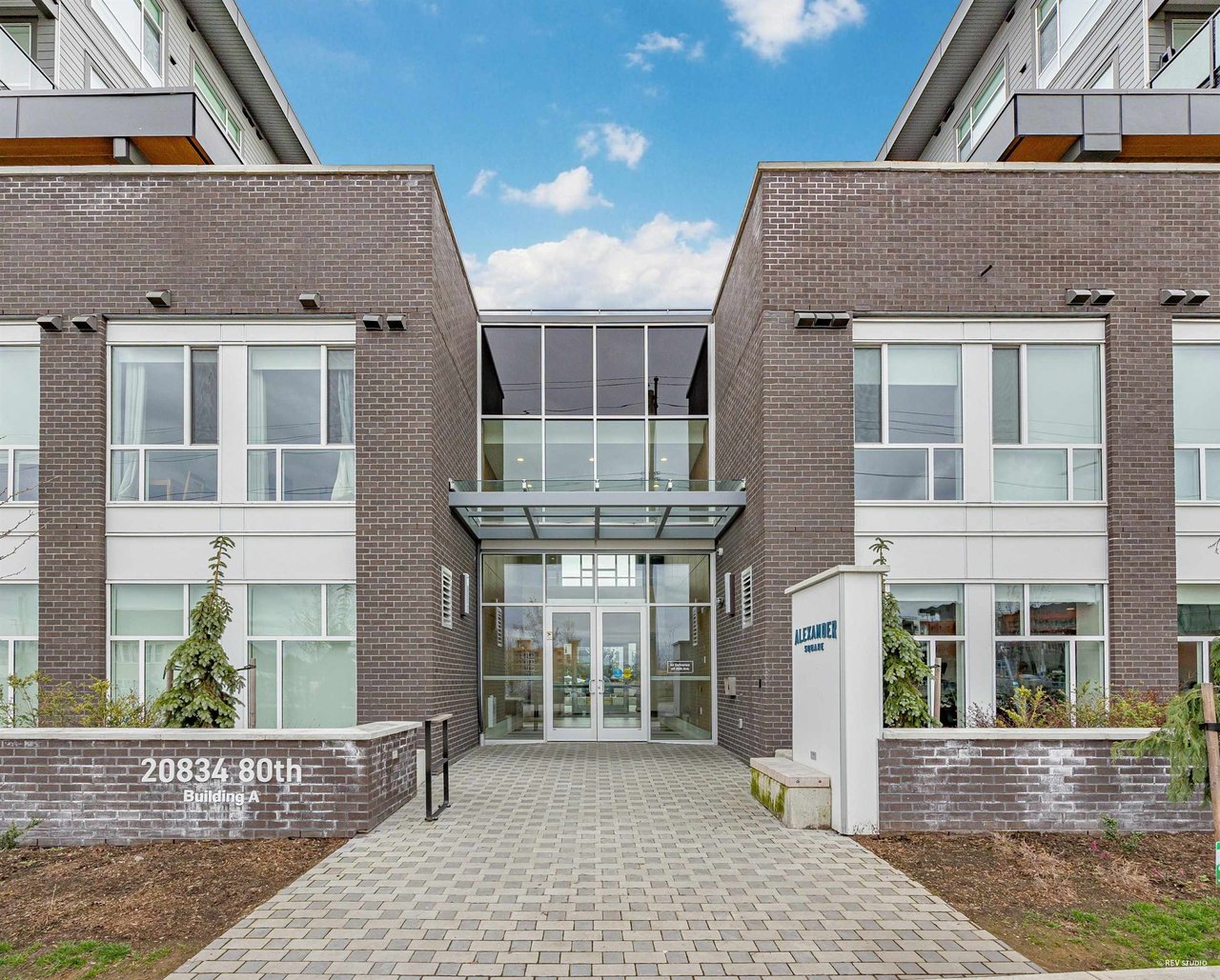 A304-20834 80 Ave