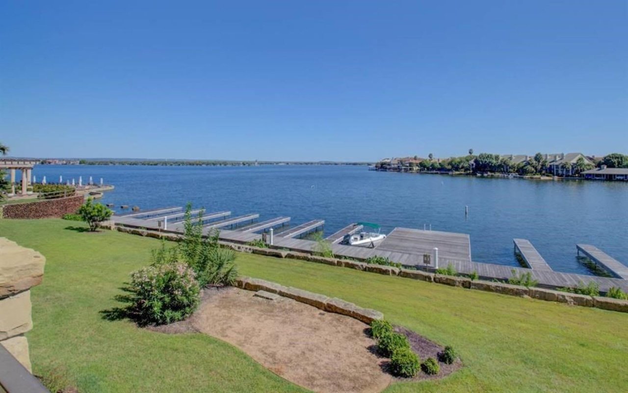 98 Island Dr 13