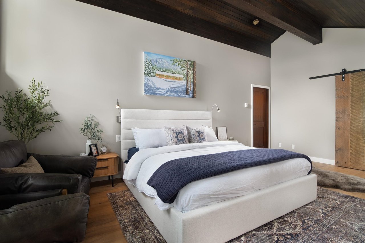3369 Panorama Ridge