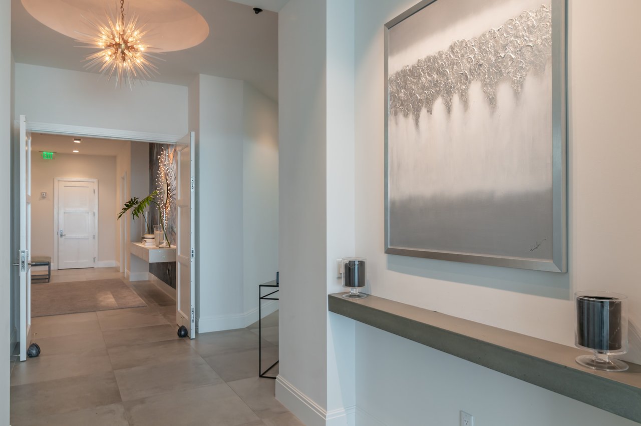 Penthouse at 624 Palm