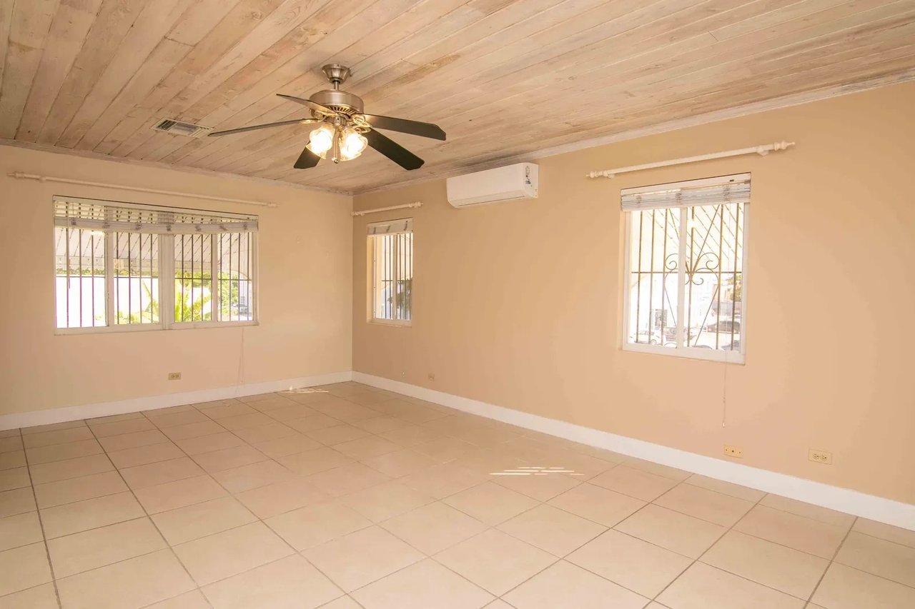 41 Retirement Rd, Shirley St