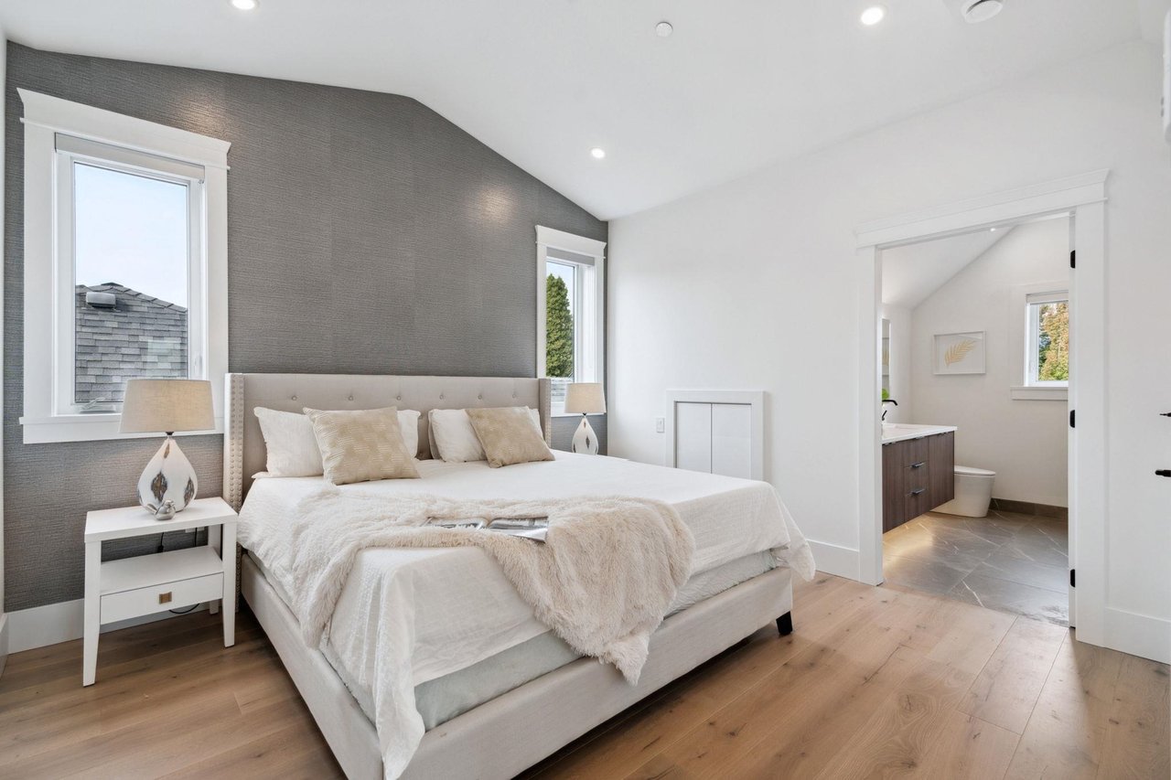 1-2846 Mcgill Street, Vancouver