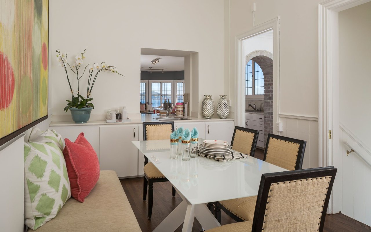 Legendary Pacific Heights Residence