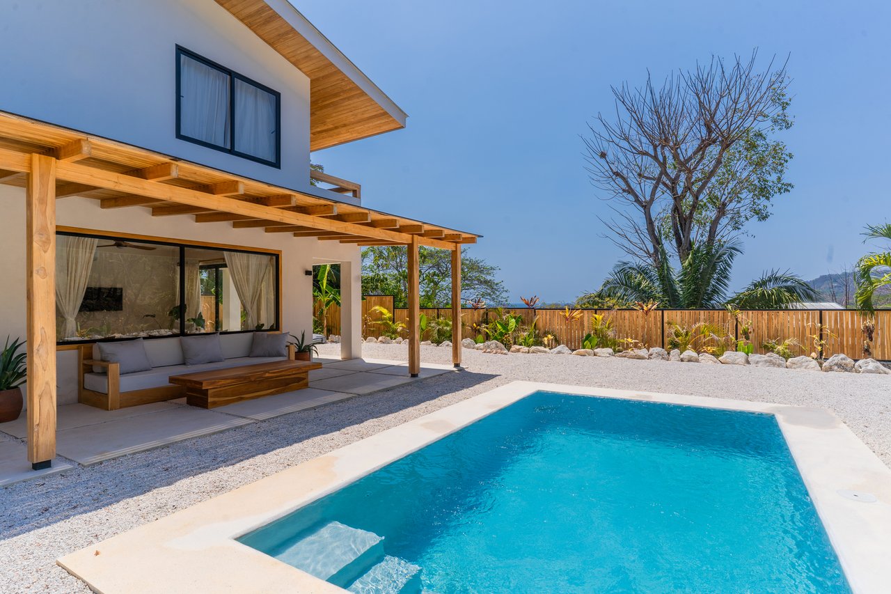 Modern Sunset View Villa, Santa Teresa, Puntarenas