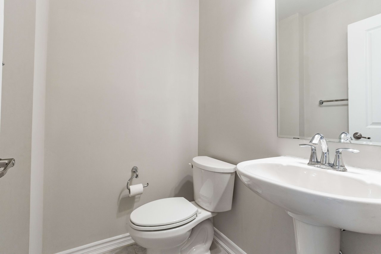 Townhome in Desirable Preserve Community!