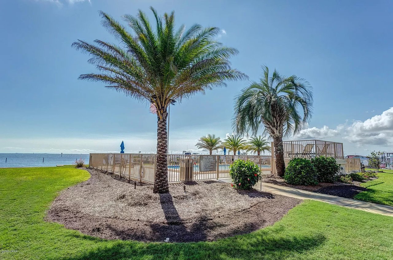 2100 W Beach Drive Unit E203