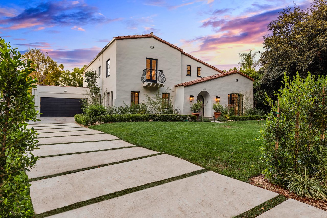 Amber Villa