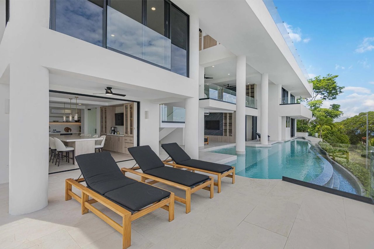 Cliffside Ocean View Estate, Jaco, Puntarenas