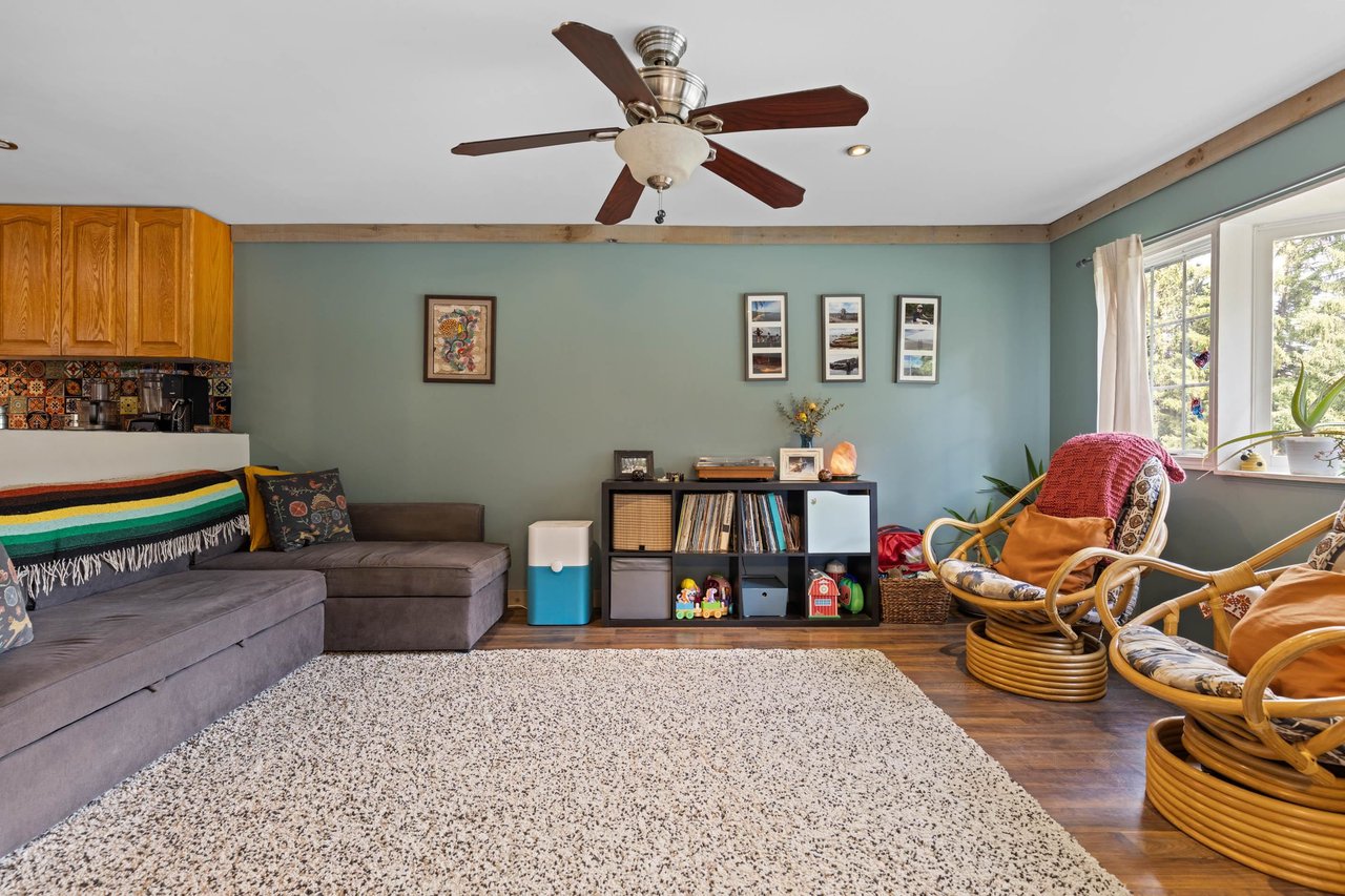 1-7617 Pemberton Meadows Rd