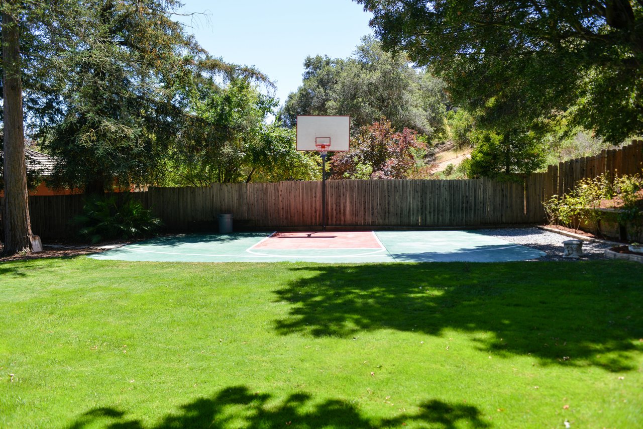 701 Butterfield Road, San Anselmo