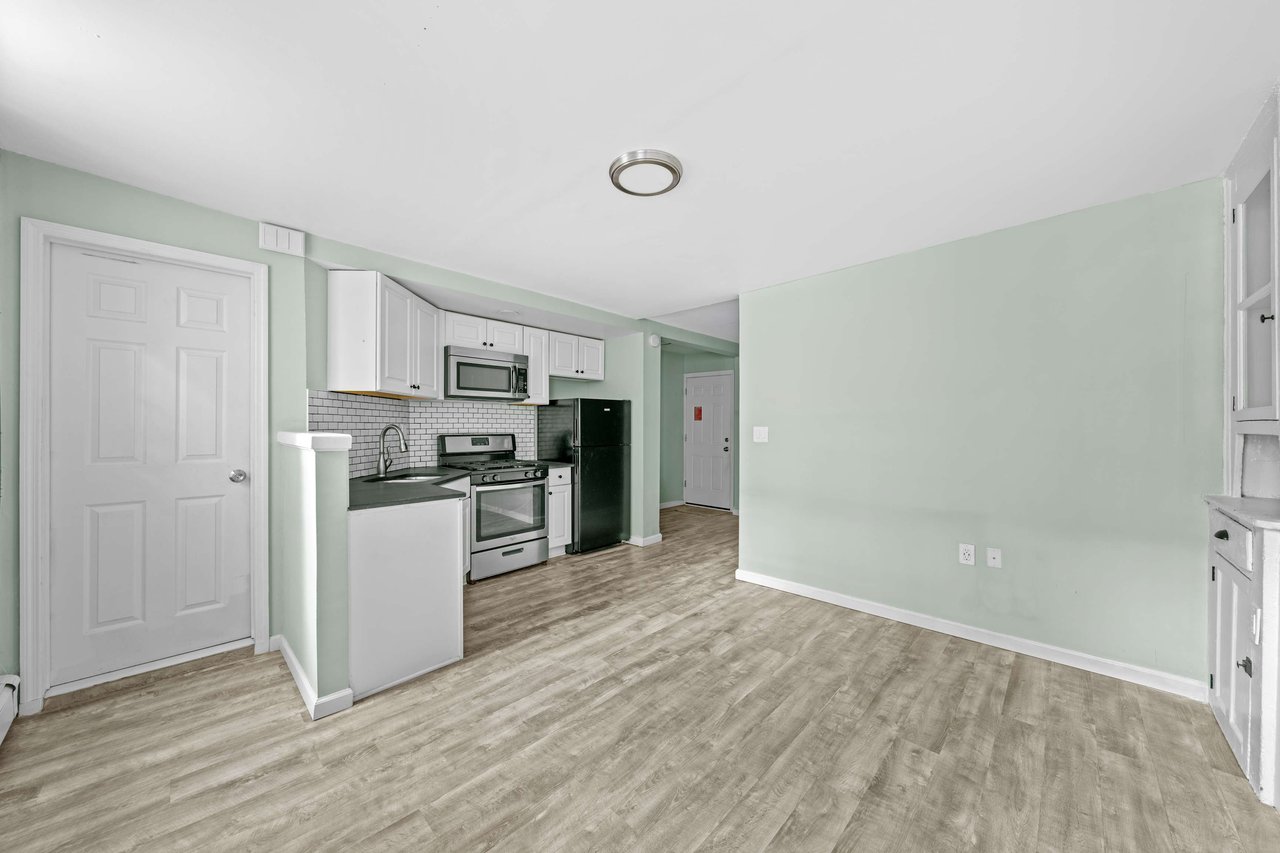 101 Eagle St