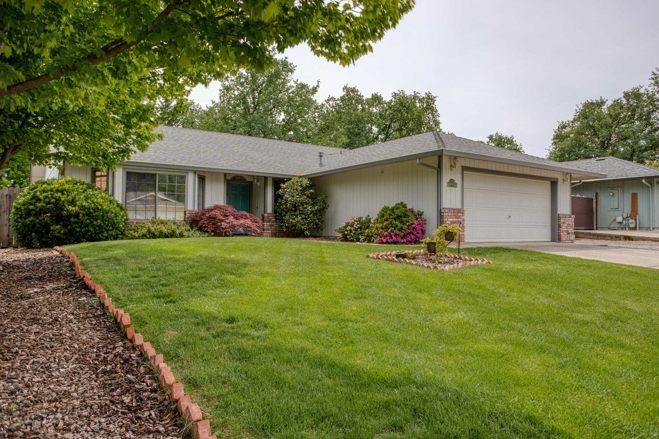 5841 Avery Way