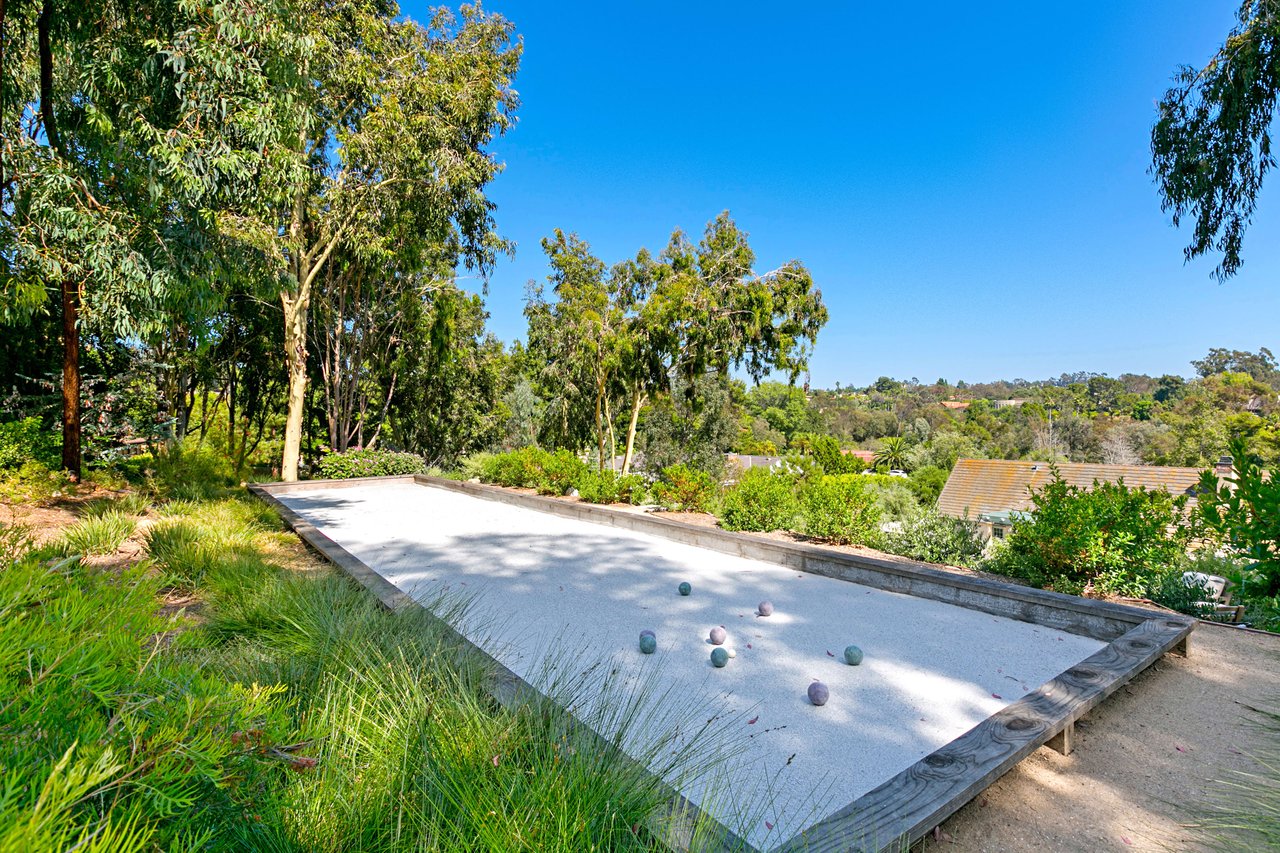 16748 Avenida Arroyo Pasajero