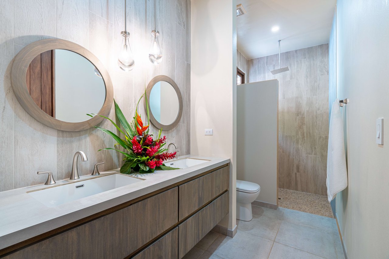 Brand New, OCEAN VIEW, Luxury Home - Ojochal