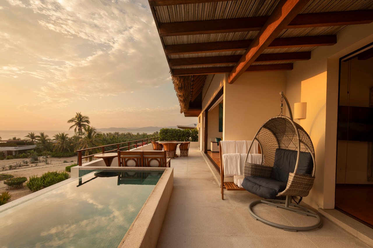 Marea Beachfront Villas I64 
