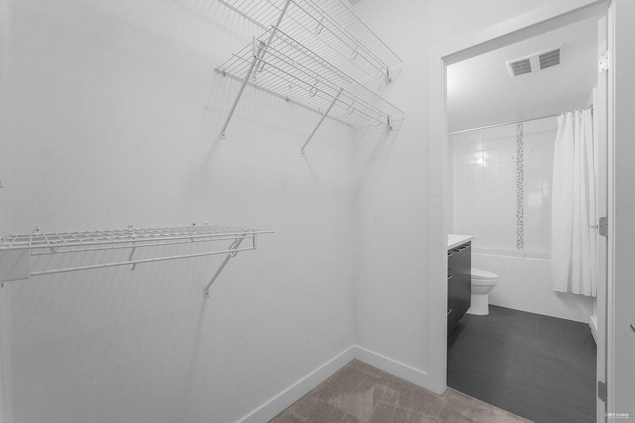 A304-20834 80 Ave