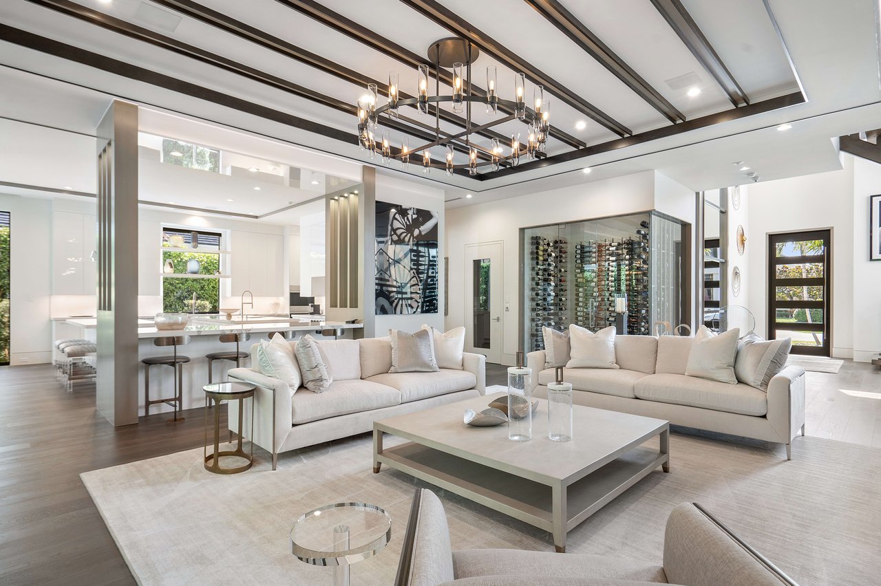 A New Signature Listing in Boca Raton's Royal Palm Yacht & Country Club