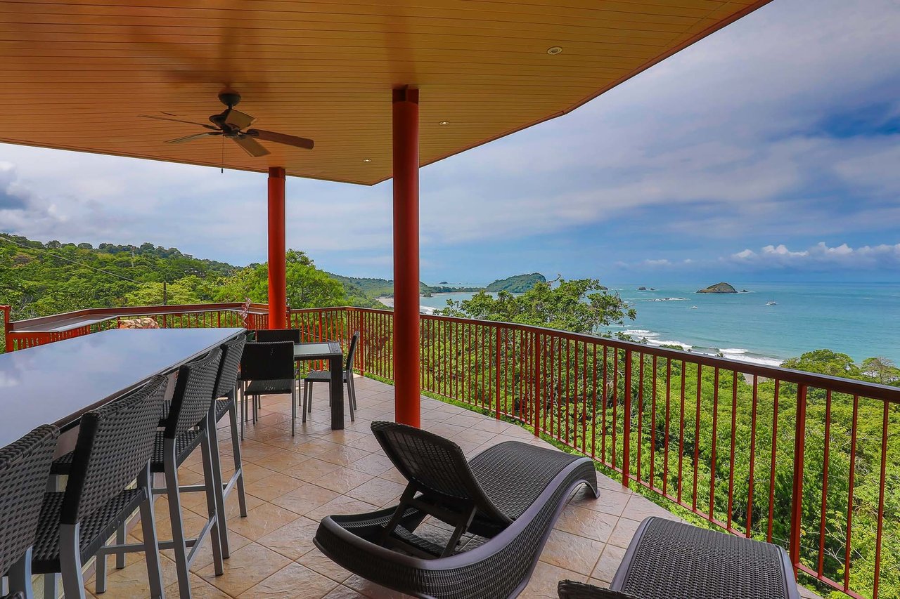 Rooftop Infinity Pool Villa, Manuel Antonio, Puntarenas