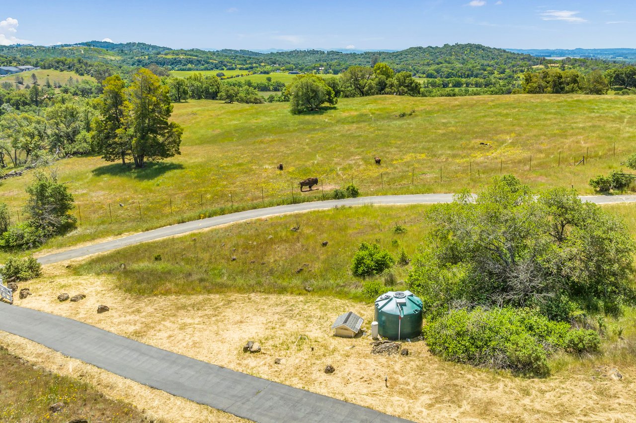 10547 Chalk Hill Road